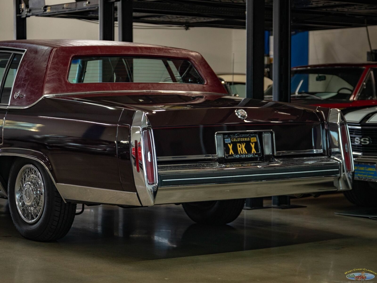 Cadillac-Fleetwood-1985-Sedan-22