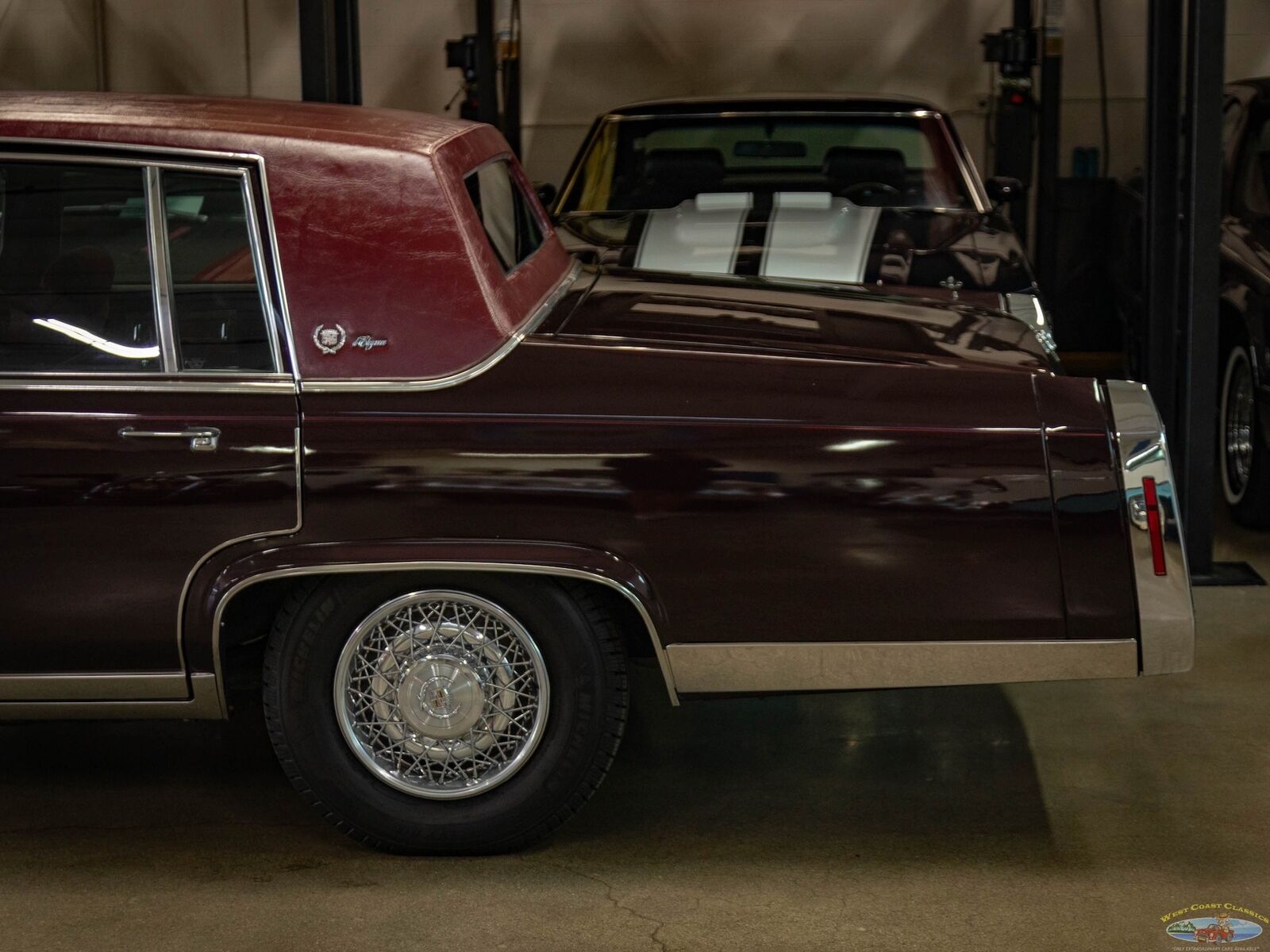 Cadillac-Fleetwood-1985-Sedan-3