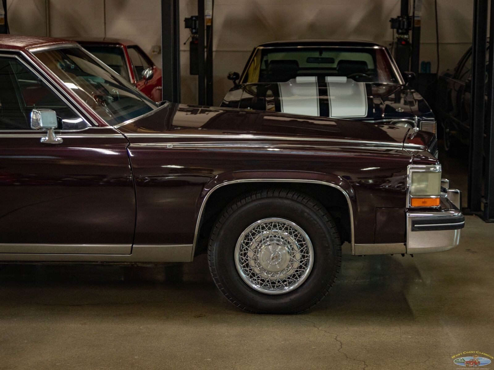 Cadillac-Fleetwood-1985-Sedan-6