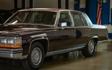 Cadillac-Fleetwood-1985-Sedan-8