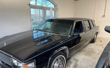 Cadillac-Fleetwood-1986-Limousine-2
