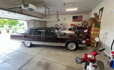 Cadillac-Fleetwood-1994-Sedan