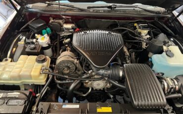 Cadillac-Fleetwood-1994-Sedan-6
