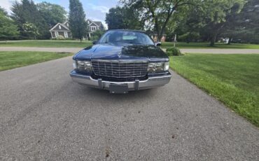 Cadillac-Fleetwood-1995-2