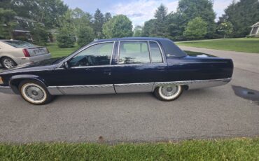 Cadillac-Fleetwood-1995-3