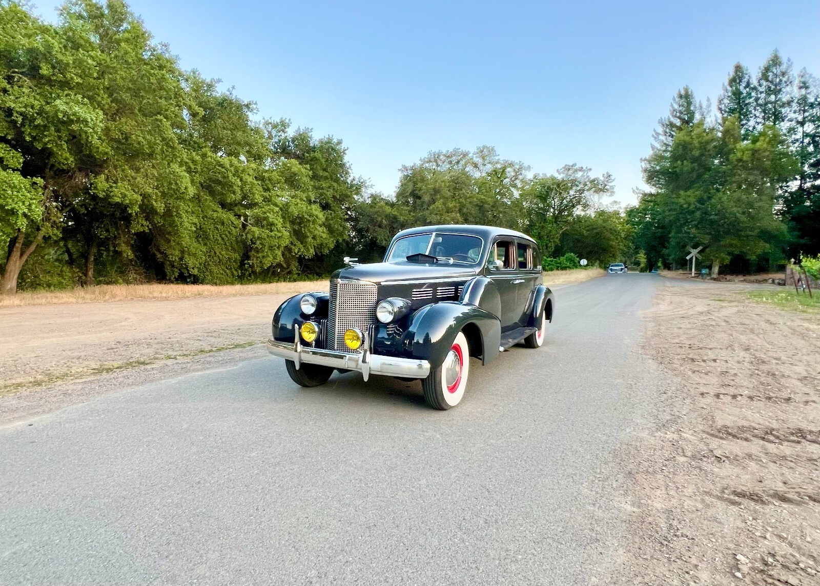 Cadillac-Fleetwood-Imperial-Series-75-Limousine-1938-Limousine-12