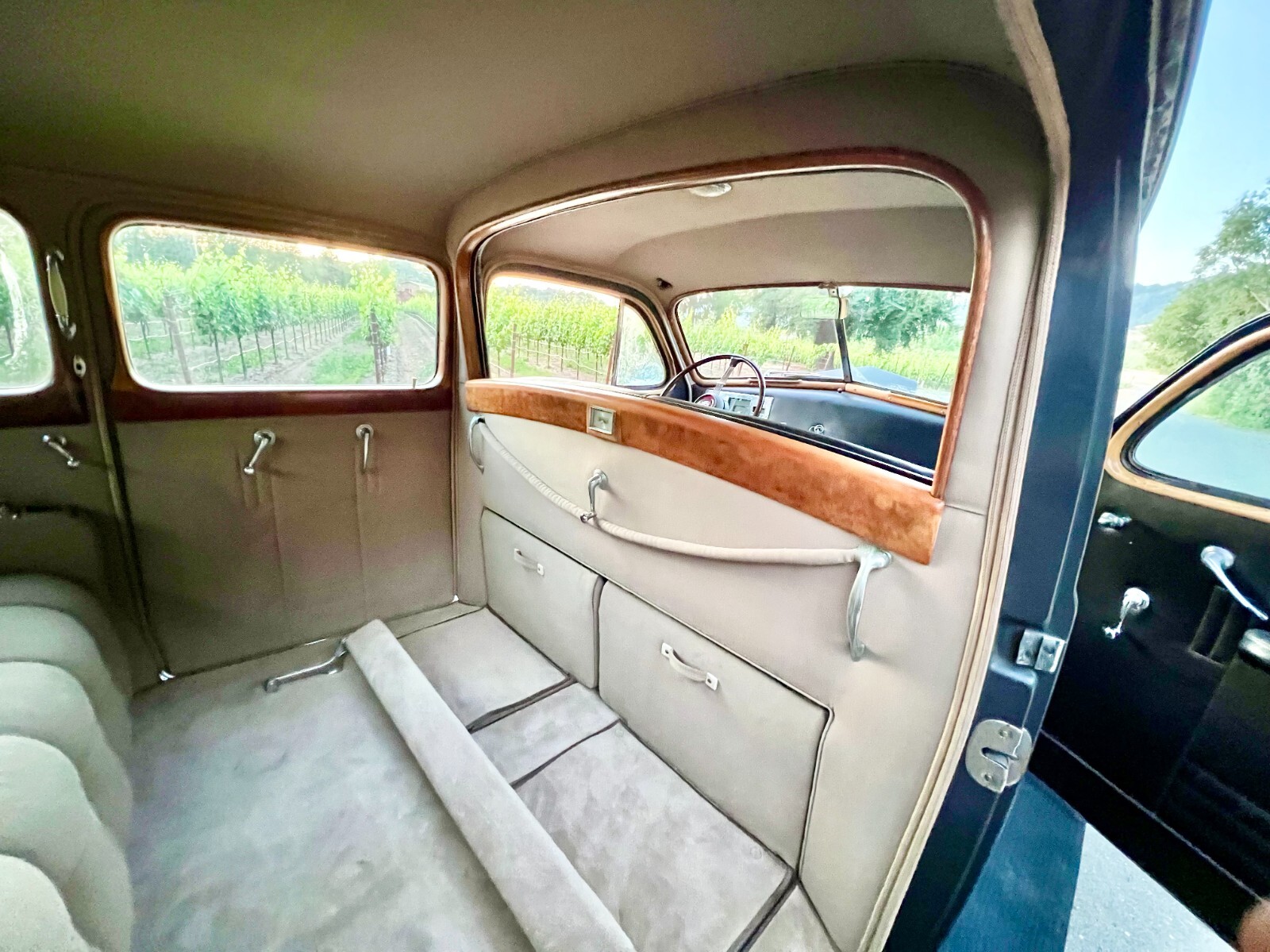 Cadillac-Fleetwood-Imperial-Series-75-Limousine-1938-Limousine-29