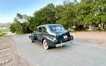 Cadillac-Fleetwood-Imperial-Series-75-Limousine-1938-Limousine-3