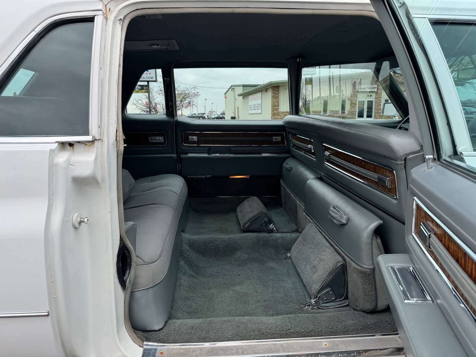 Cadillac-Fleetwood-Limousine-1970-Limousine-10