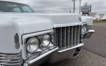 Cadillac-Fleetwood-Limousine-1970-Limousine-18