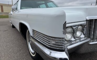Cadillac-Fleetwood-Limousine-1970-Limousine-19