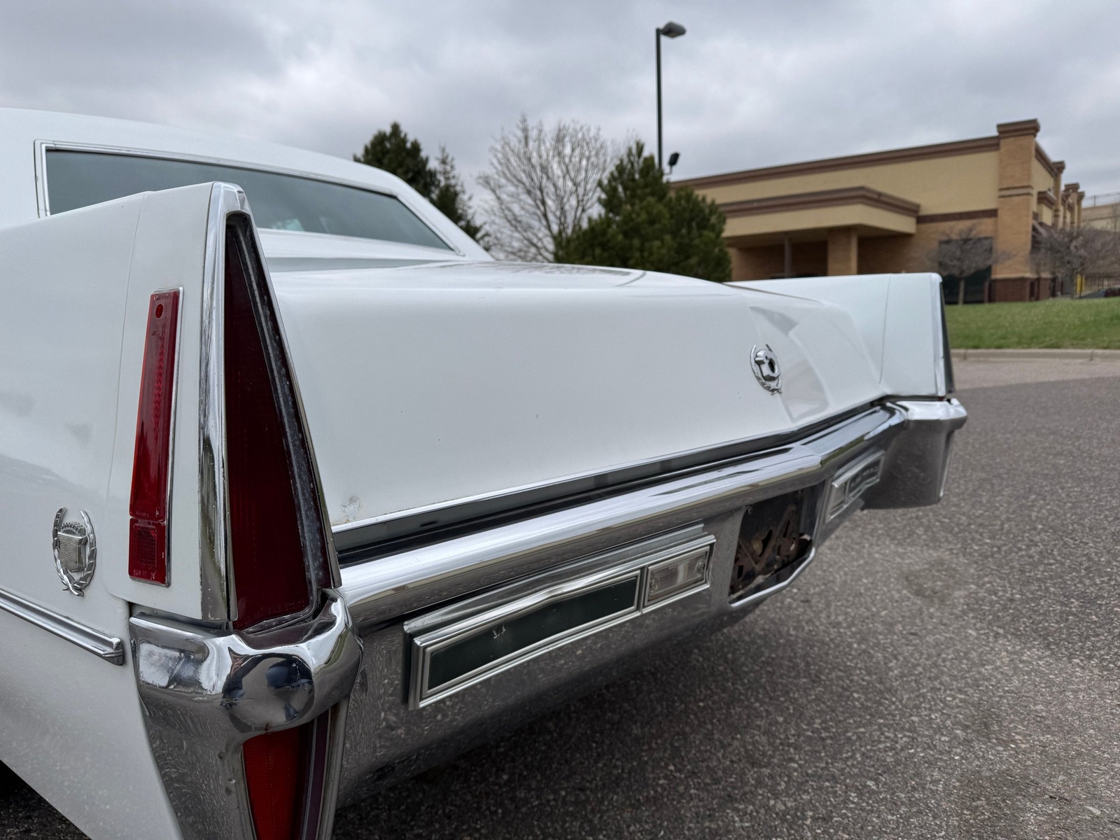 Cadillac-Fleetwood-Limousine-1970-Limousine-26