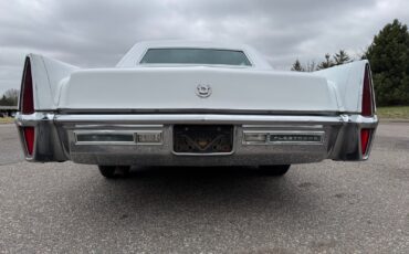 Cadillac-Fleetwood-Limousine-1970-Limousine-29