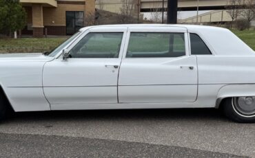 Cadillac-Fleetwood-Limousine-1970-Limousine-6