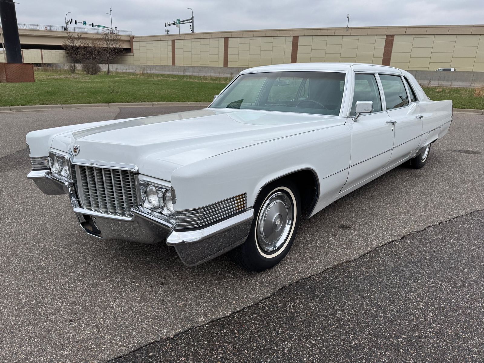 Cadillac-Fleetwood-Limousine-1970-Limousine-7