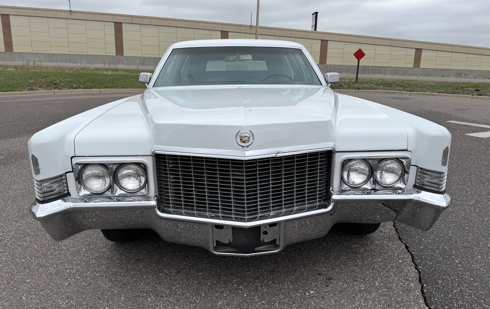Cadillac-Fleetwood-Limousine-1970-Limousine-8
