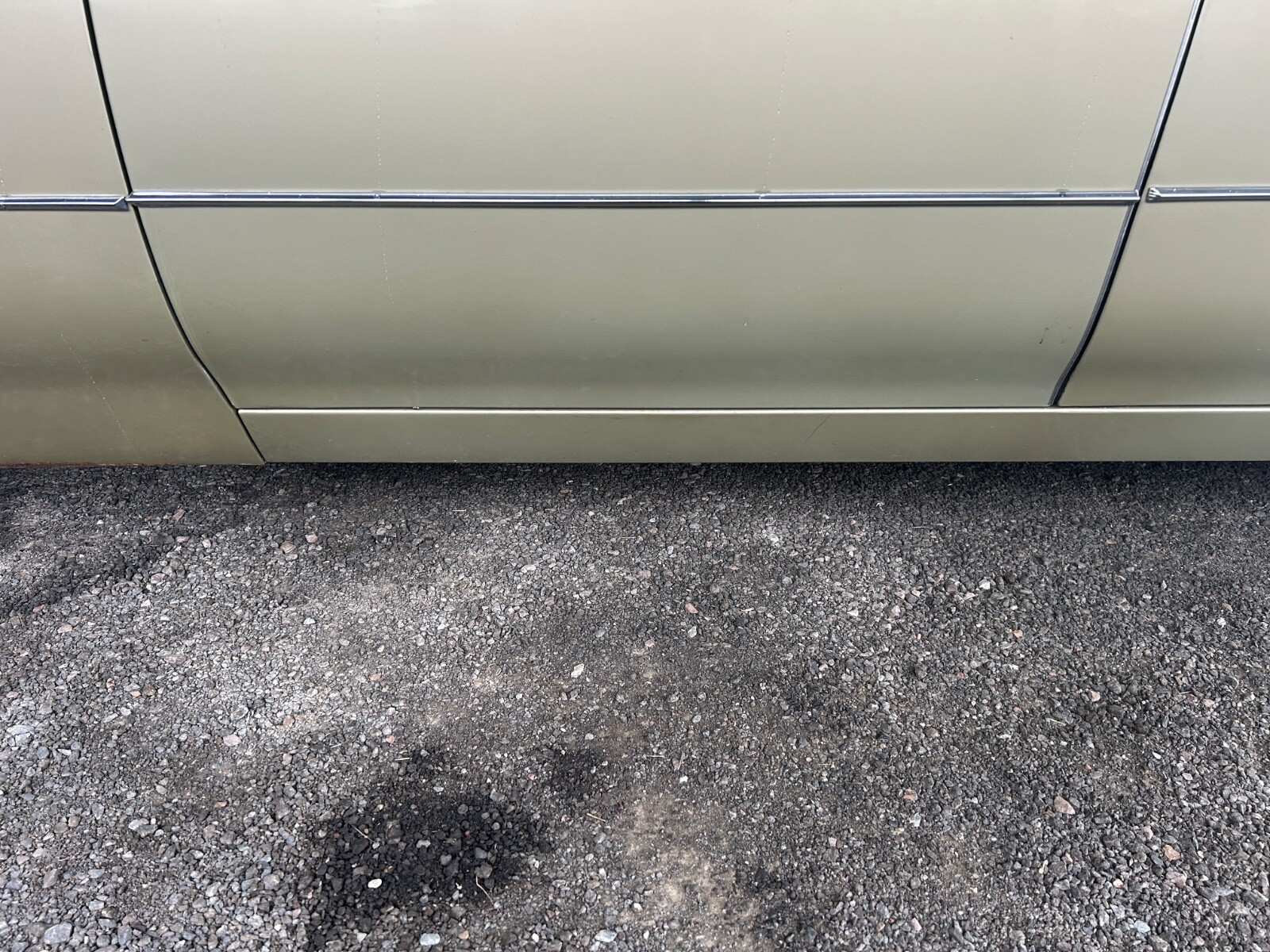 Cadillac-Sedan-De-Ville-1968-Sedan-29