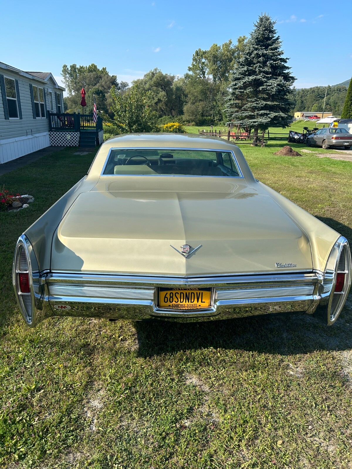 Cadillac-Sedan-De-Ville-1968-Sedan-7