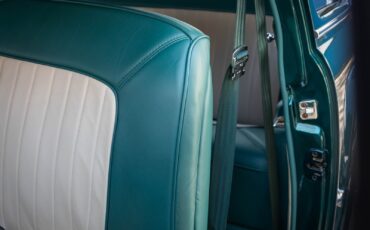 Cadillac-Series-61-Custom-LS-V8-1946-2-Door-Coupe-28