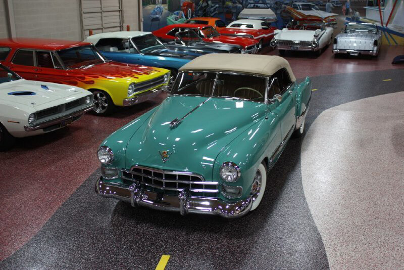 Cadillac-Series-62-1948-Convertible-1