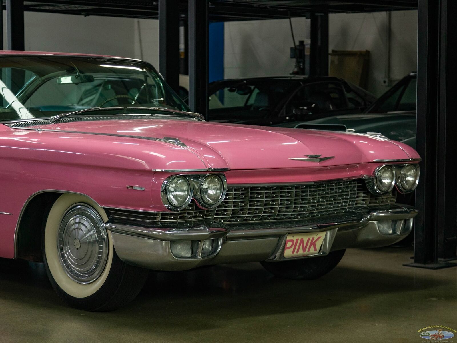 Cadillac-Series-62-1960-2-Door-Hardtop-12