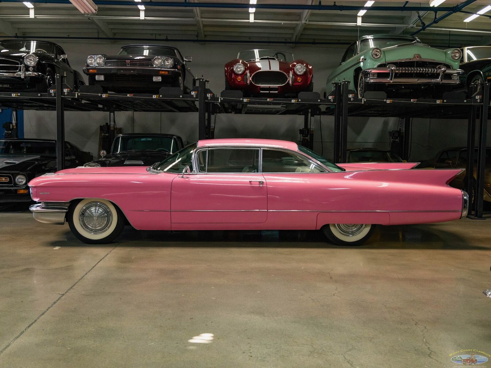 Cadillac-Series-62-1960-2-Door-Hardtop-2