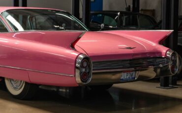 Cadillac-Series-62-1960-2-Door-Hardtop-22