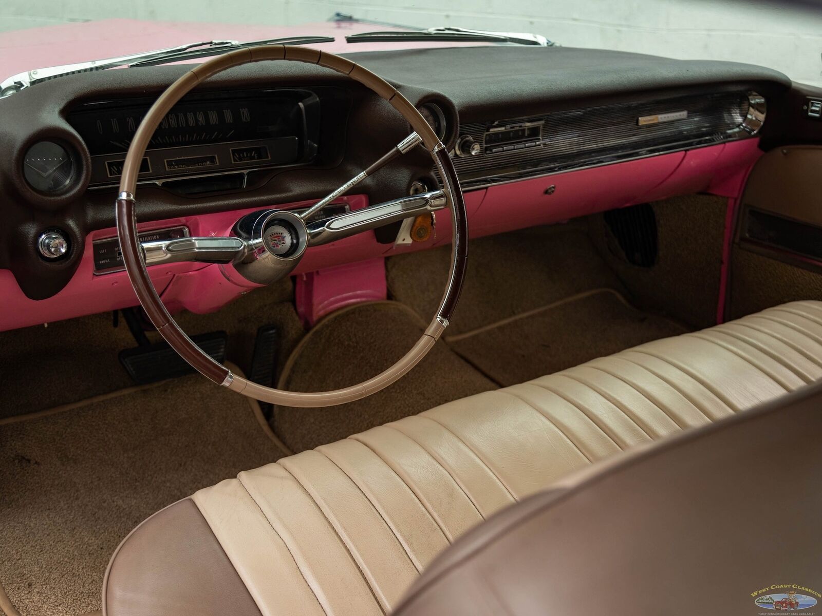 Cadillac-Series-62-1960-2-Door-Hardtop-33