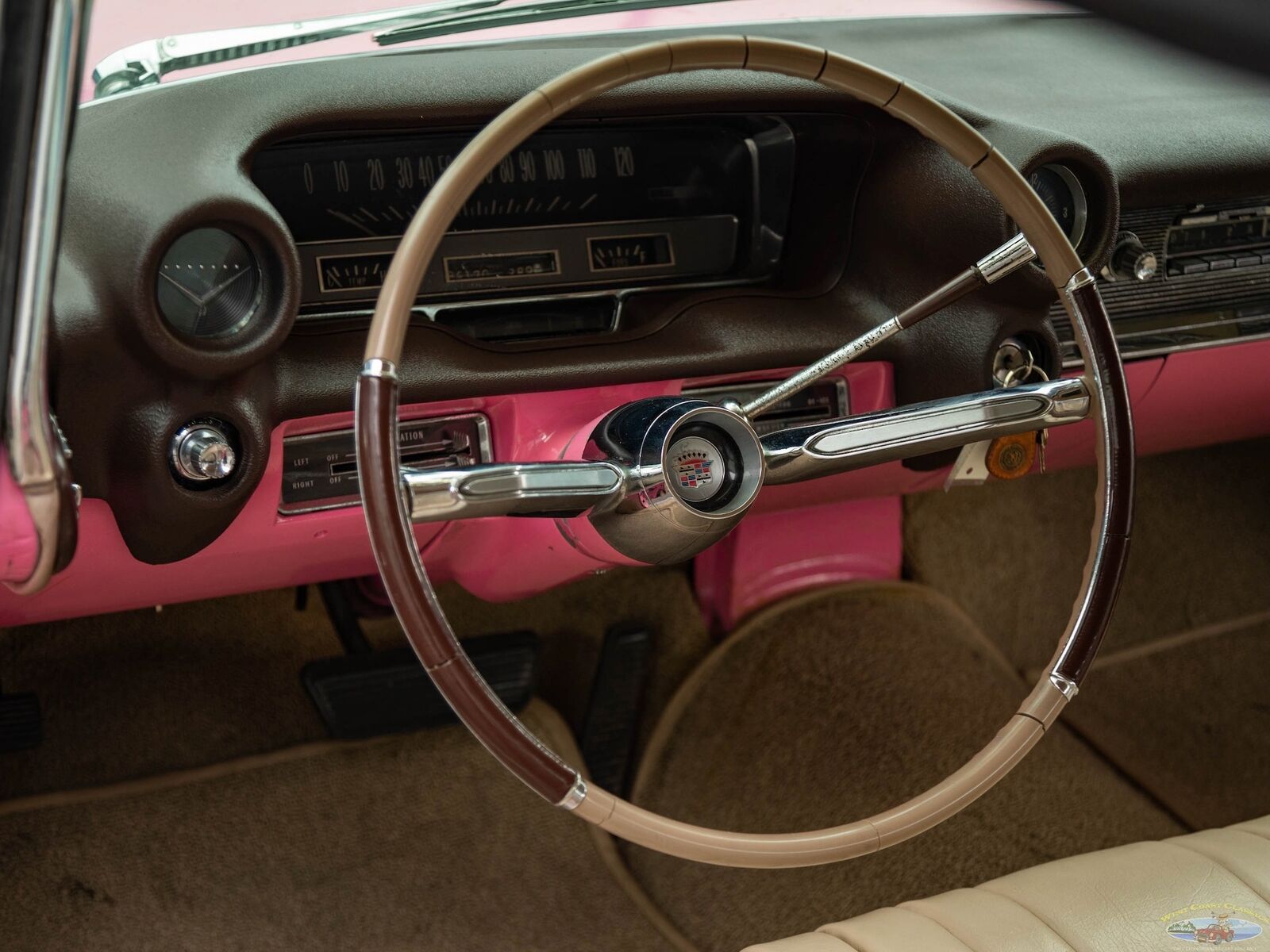 Cadillac-Series-62-1960-2-Door-Hardtop-34