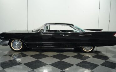 Cadillac-Series-62-1960-Coupe-2