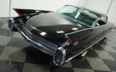Cadillac-Series-62-1960-Coupe-22