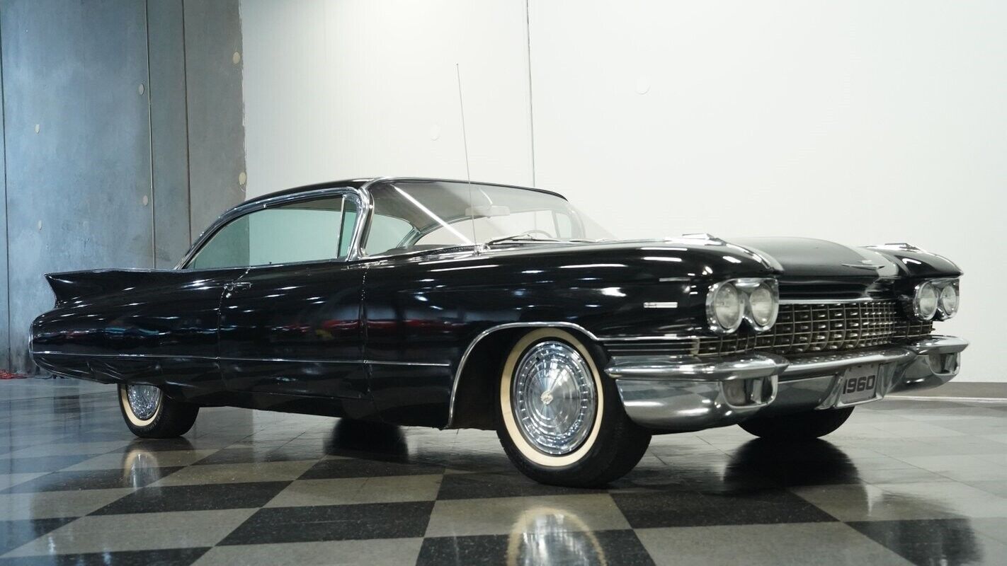 Cadillac-Series-62-1960-Coupe-27