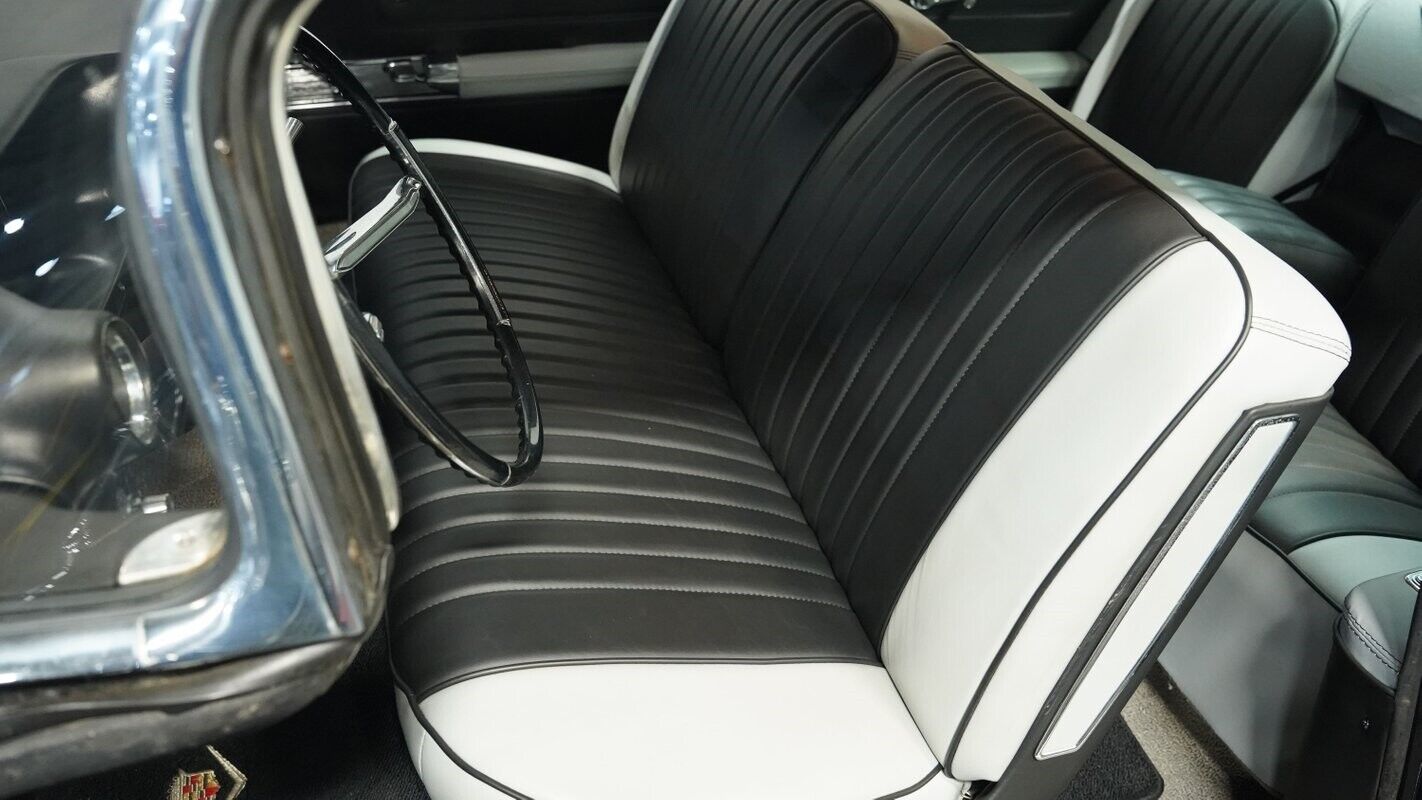 Cadillac-Series-62-1960-Coupe-36