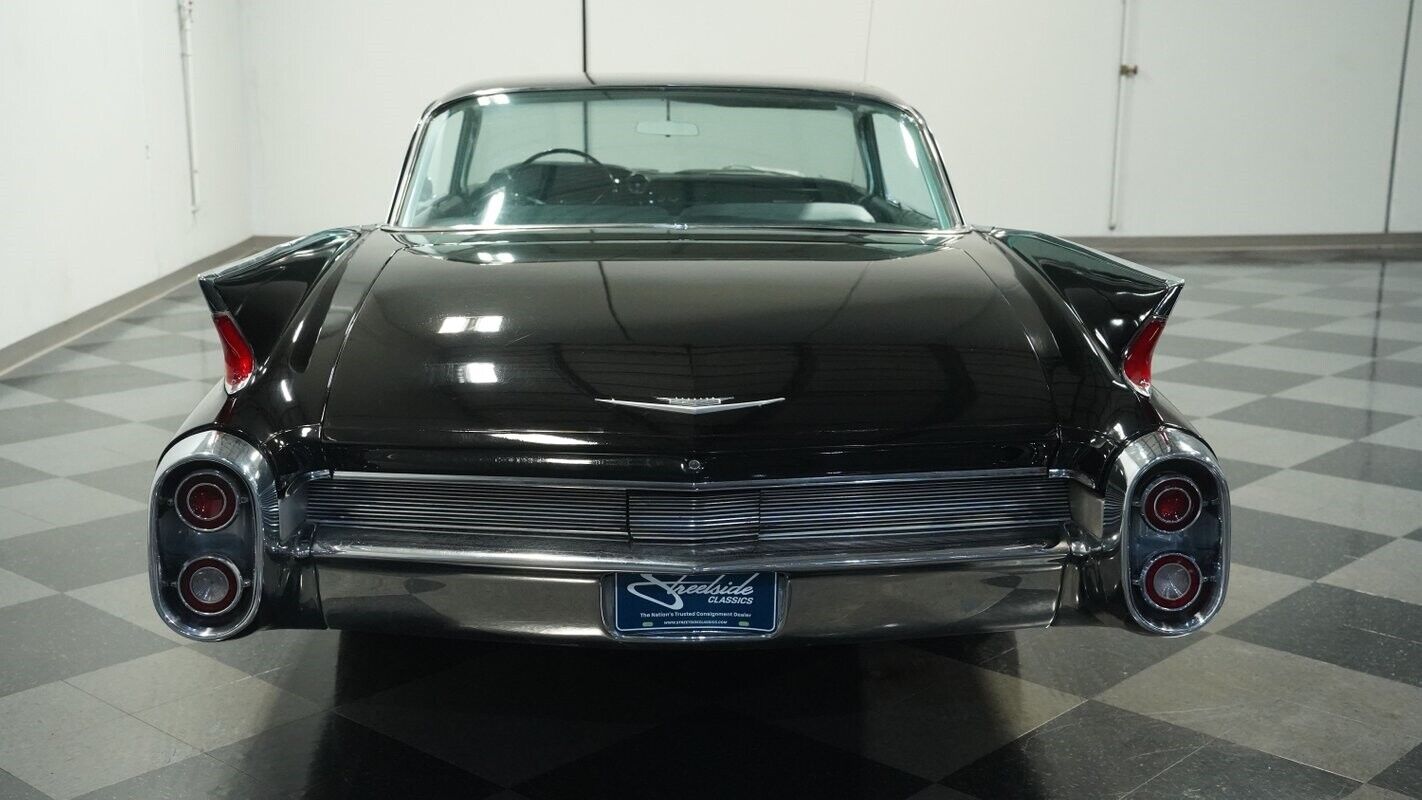 Cadillac-Series-62-1960-Coupe-8