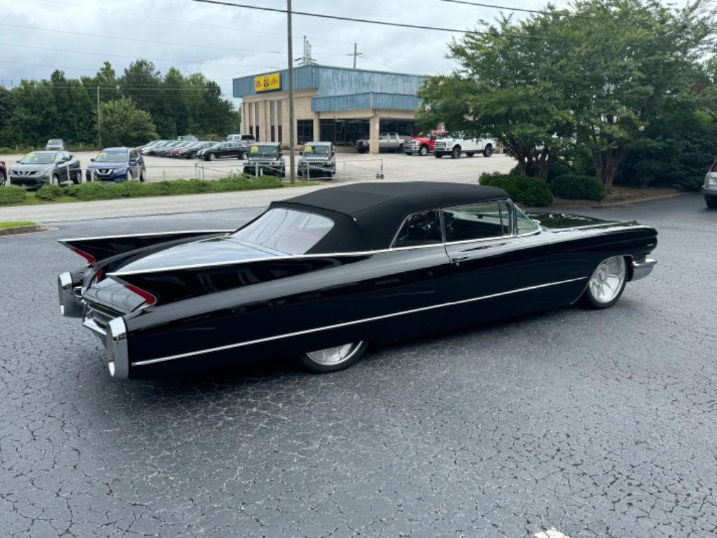 Cadillac-Series-62-convertible-Resto-mod-LS3-1960-11