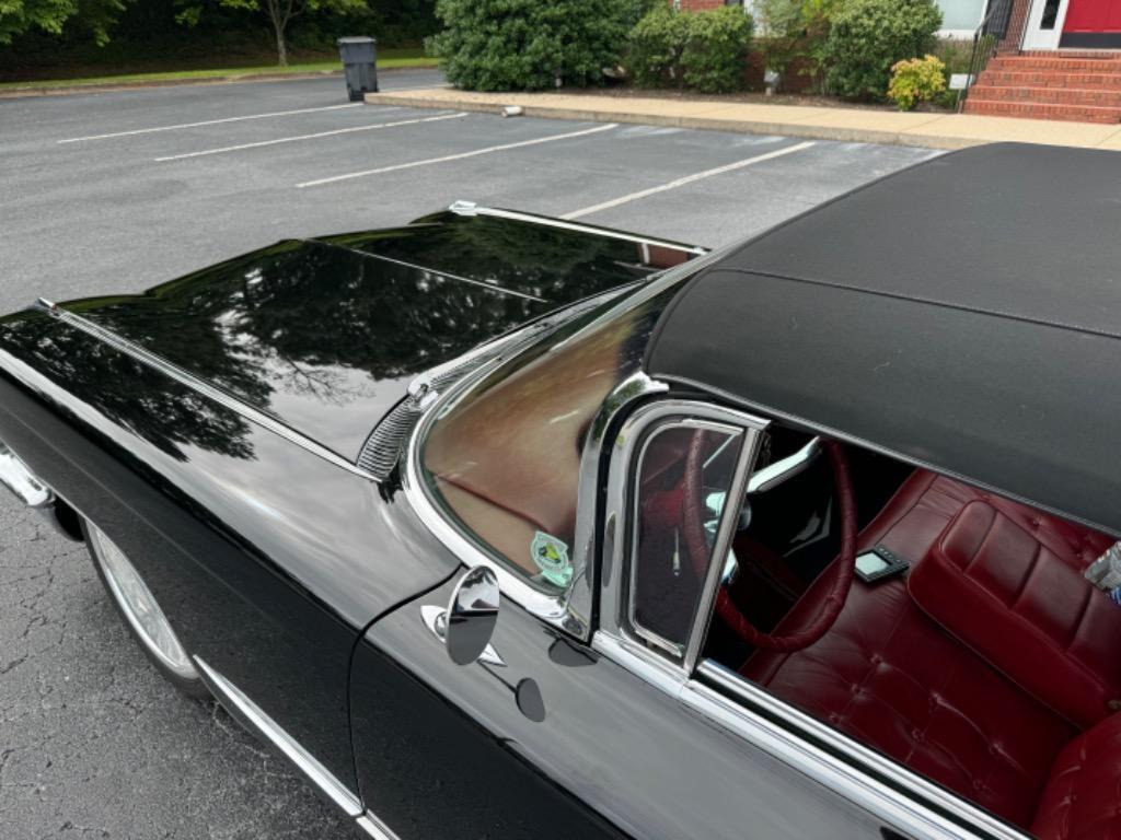 Cadillac-Series-62-convertible-Resto-mod-LS3-1960-21