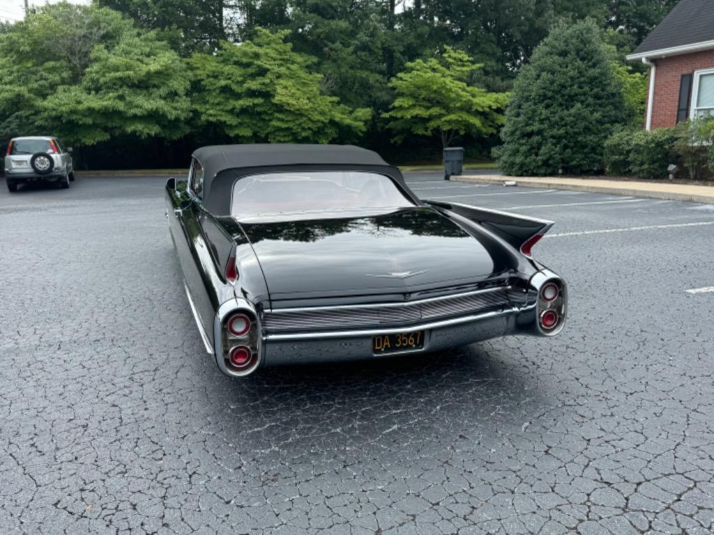 Cadillac-Series-62-convertible-Resto-mod-LS3-1960-7