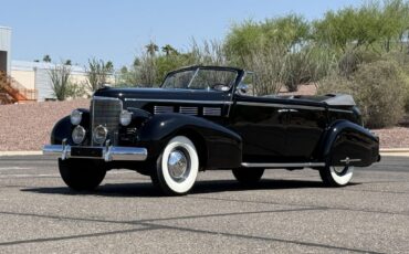 Cadillac-Series-75-Convertible-Sedan-1938-Convertible-Sedan-with-Division-1