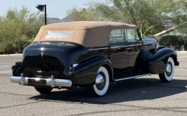Cadillac-Series-75-Convertible-Sedan-1938-Convertible-Sedan-with-Division-13