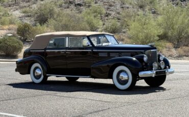 Cadillac-Series-75-Convertible-Sedan-1938-Convertible-Sedan-with-Division-19