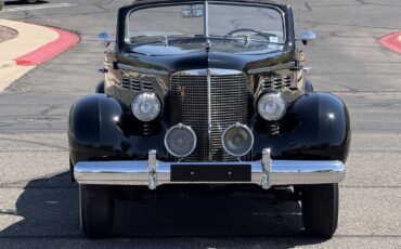 Cadillac-Series-75-Convertible-Sedan-1938-Convertible-Sedan-with-Division-21
