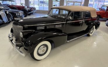 Cadillac-Series-75-Convertible-Sedan-1938-Convertible-Sedan-with-Division-25