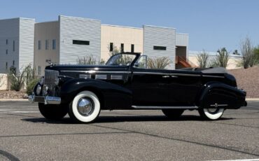 Cadillac-Series-75-Convertible-Sedan-1938-Convertible-Sedan-with-Division-3