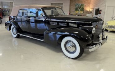 Cadillac-Series-75-Convertible-Sedan-1938-Convertible-Sedan-with-Division-34