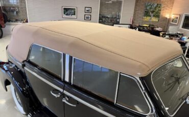 Cadillac-Series-75-Convertible-Sedan-1938-Convertible-Sedan-with-Division-37