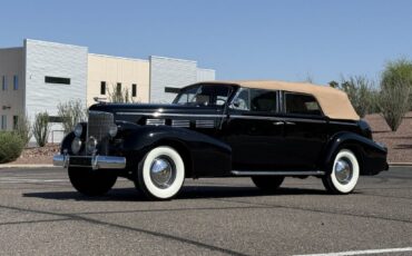 Cadillac-Series-75-Convertible-Sedan-1938-Convertible-Sedan-with-Division-4