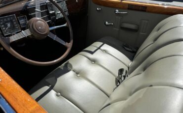 Cadillac-Series-75-convertible-1938-grey-13