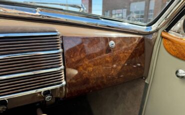 Cadillac-Series-75-convertible-1938-grey-17