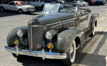 Cadillac-Series-75-convertible-1938-grey-6