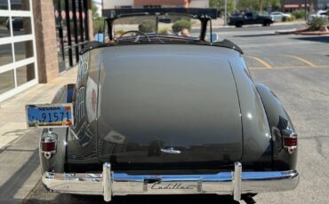 Cadillac-Series-75-convertible-1938-grey-9